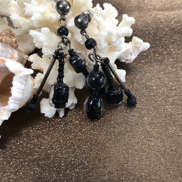 3/$20 5 Pairs of fashion Earrings for Pierced Ears - Picture 6 of 6